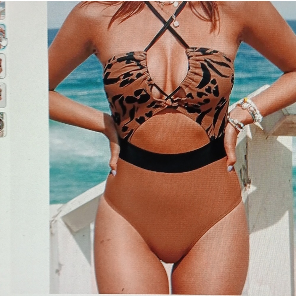 Plunge one piece bathing suit Cupshe Size Small